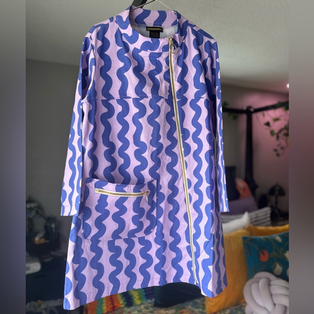*****SOLD***** Nooworks Squiggle Art Teacher, Large, NWT